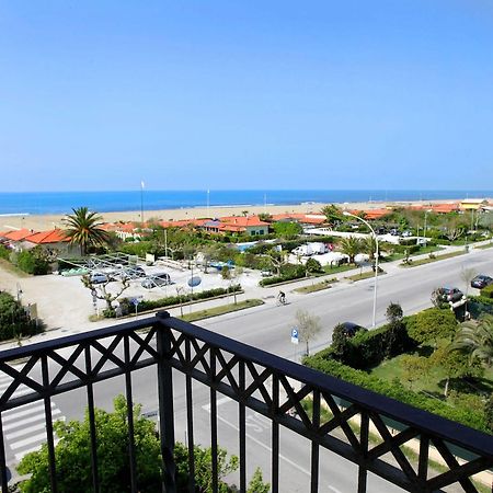 מרינה די פיאטרסנטה Arianna Hotel מראה חיצוני תמונה